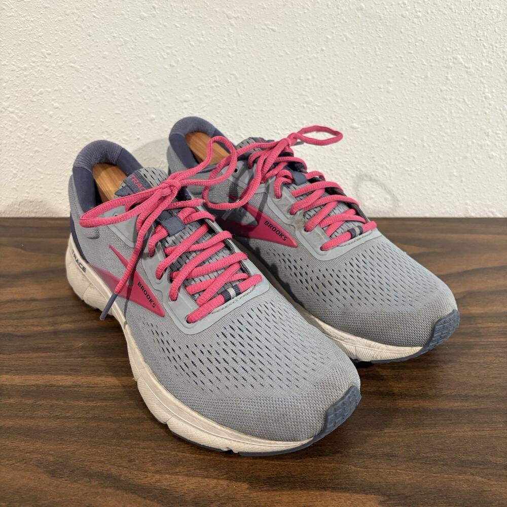 Brooks Trace 1 Running Shoes Womens Size 10.5 Sneakers 1203511B033 Blue Pink
